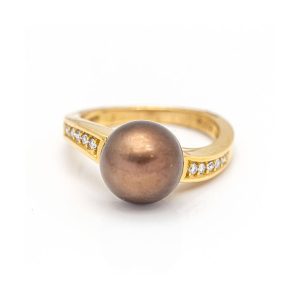 Anillo LARGÉ Oro, Perla y Diamante