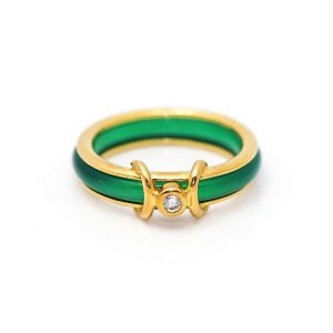 Anillo de Oro con Agata y Diamante