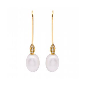 Pendientes con Perla Oval y Diamantes