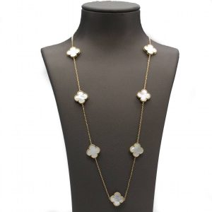 Collar en Oro Amarillo 18K y pétalos de Nacar