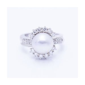 Anillo Oro, Perla natural y Diamantes
