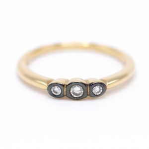 Anillo TRIO de Diamantes en Oro Amarillo 18K